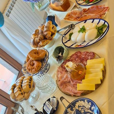 La Vigna Del Vento Bed and Breakfast Casola di Napoli Eksteriør billede