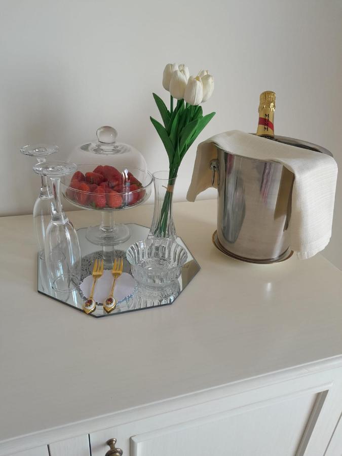 La Vigna Del Vento Bed and Breakfast Casola di Napoli Eksteriør billede