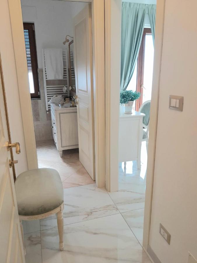 La Vigna Del Vento Bed and Breakfast Casola di Napoli Eksteriør billede