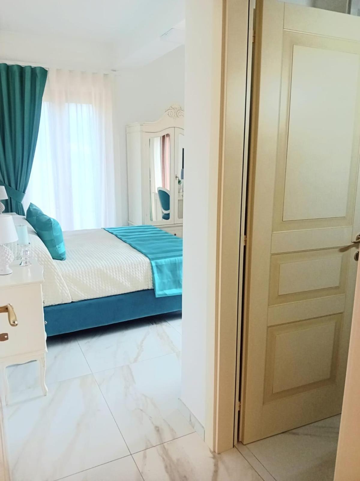 La Vigna Del Vento Bed and Breakfast Casola di Napoli Eksteriør billede