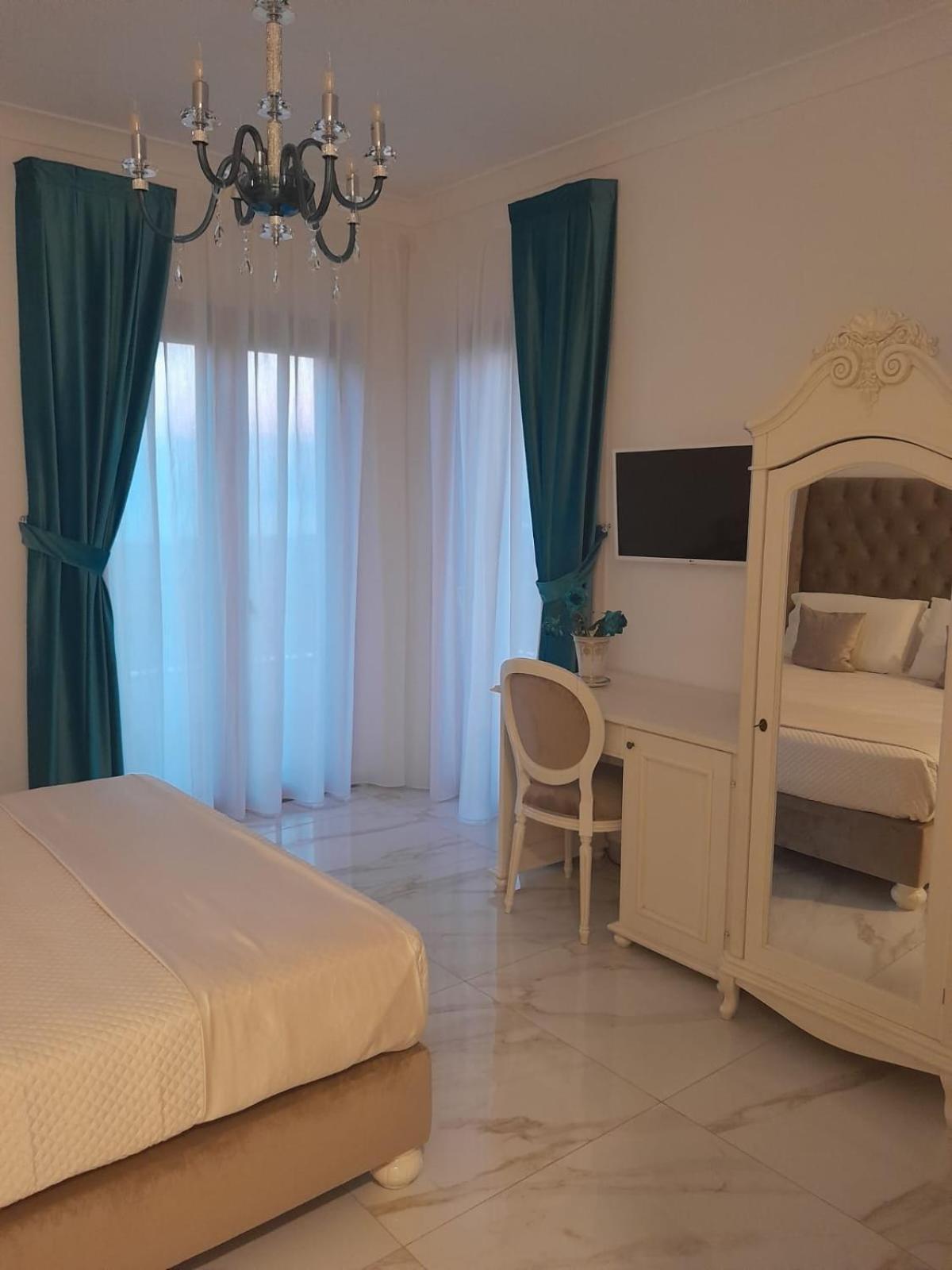 La Vigna Del Vento Bed and Breakfast Casola di Napoli Eksteriør billede
