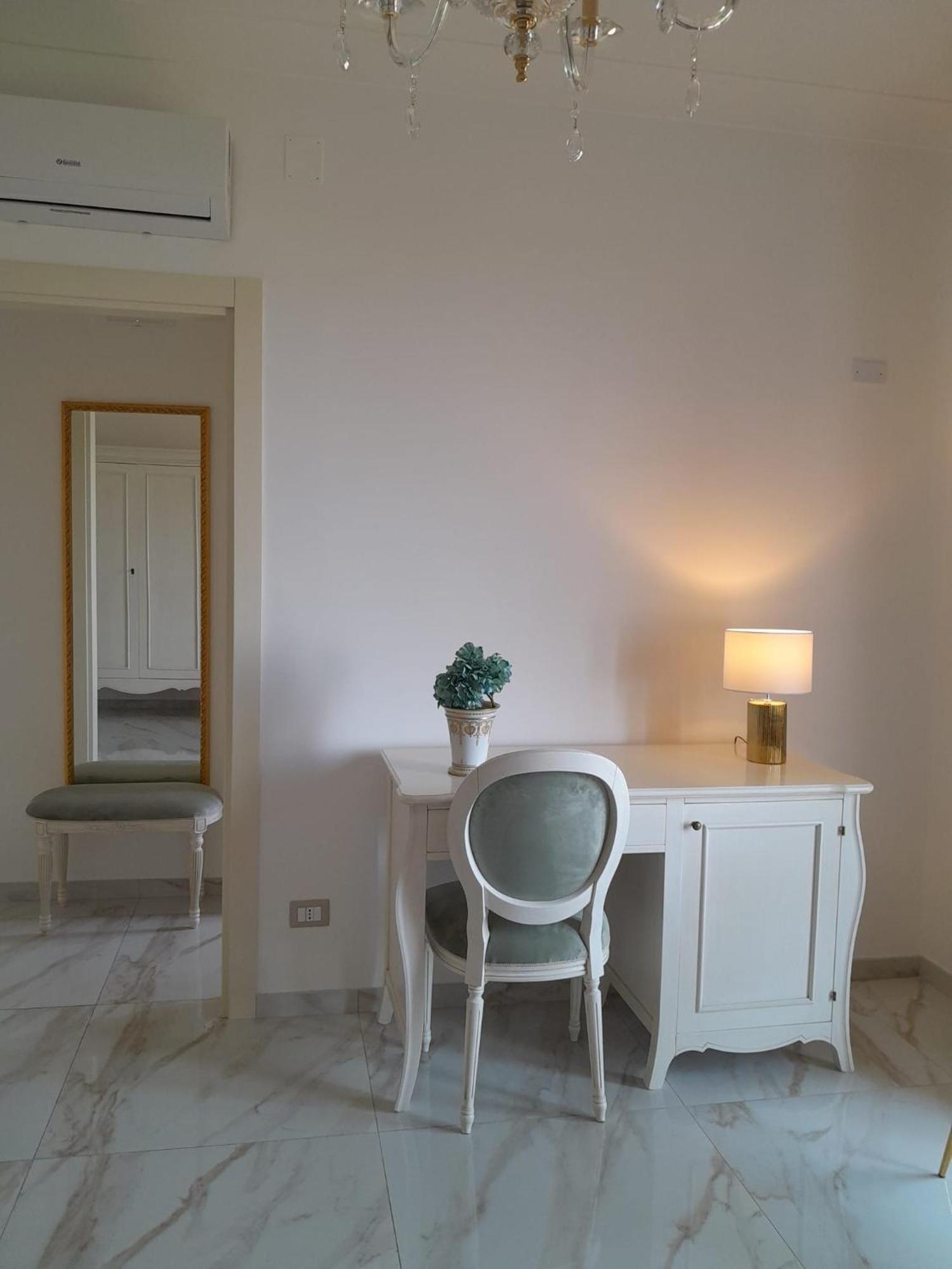 La Vigna Del Vento Bed and Breakfast Casola di Napoli Eksteriør billede
