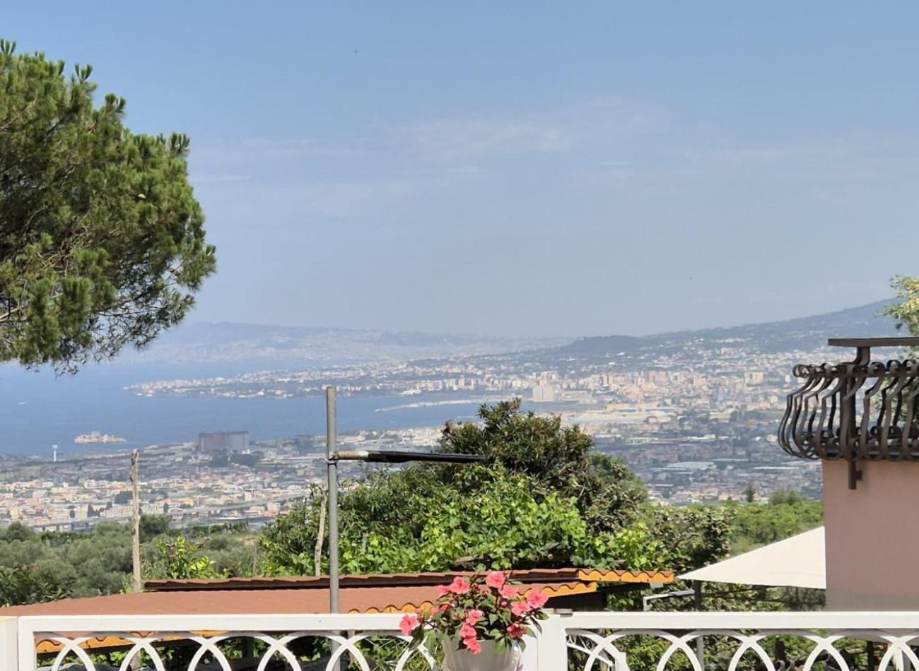 La Vigna Del Vento Bed and Breakfast Casola di Napoli Eksteriør billede